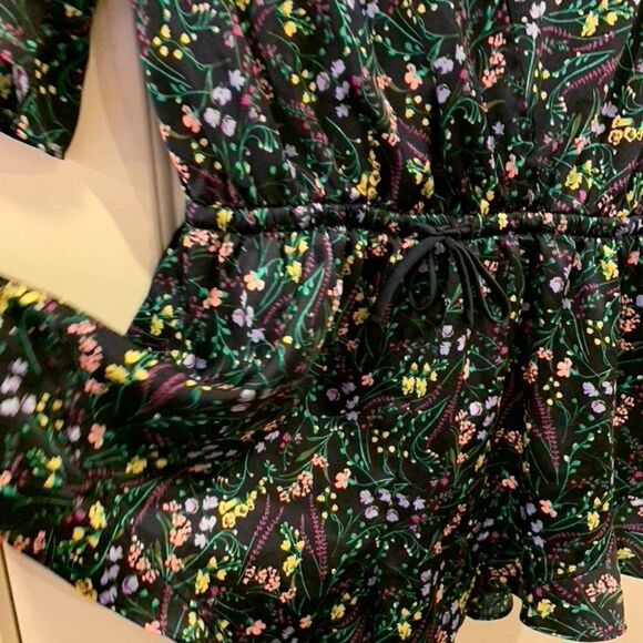 Victoria's Secret Floral Lounge Romper - Picture 4 of 5